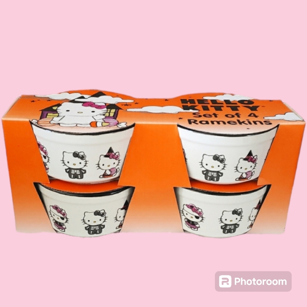 Hello Kitty Ramekins